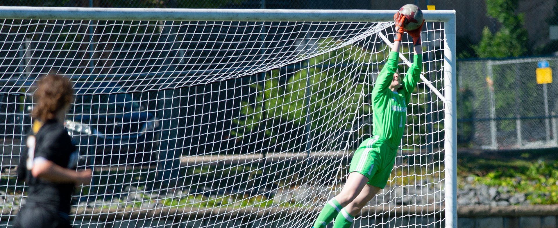 Hawks Host Huskies to Begin Season