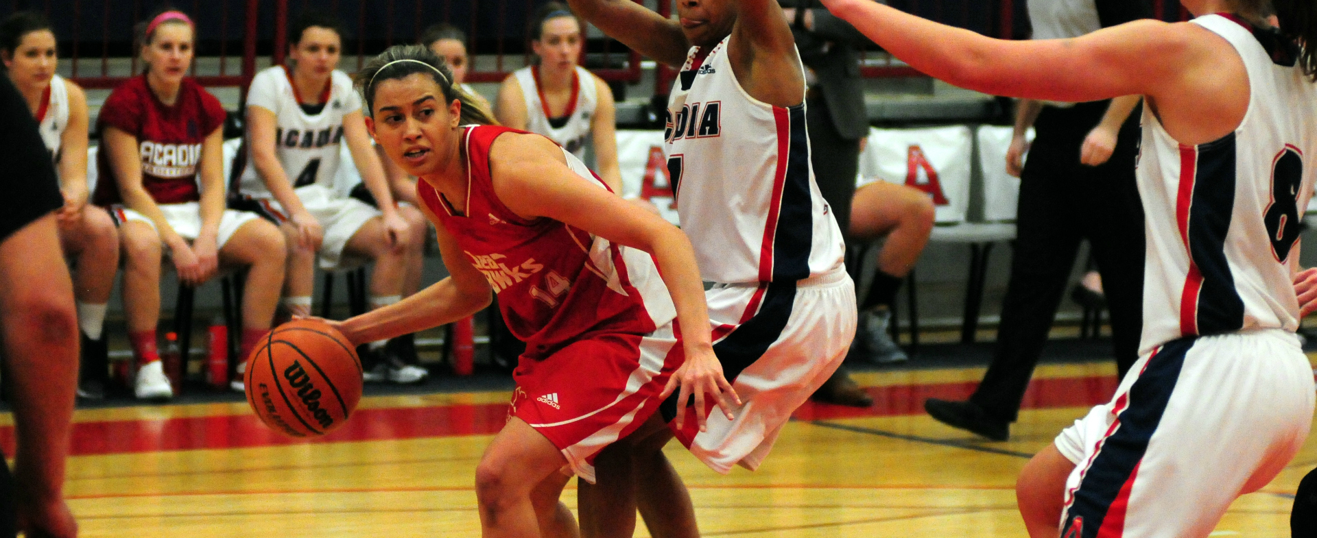 Sea-Hawks Drop First Game to Axewomen