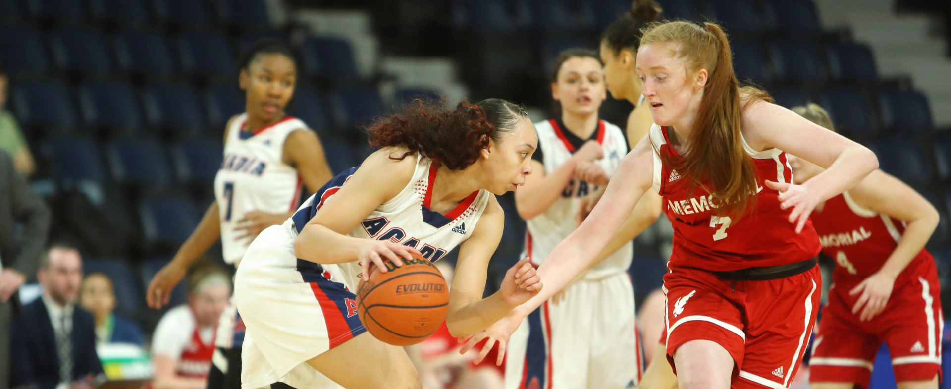 Sea-Hawks Open Basketball Season vs Reds